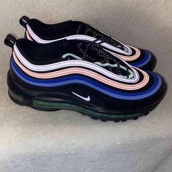 Nike Air Max - Picture 2 of 6